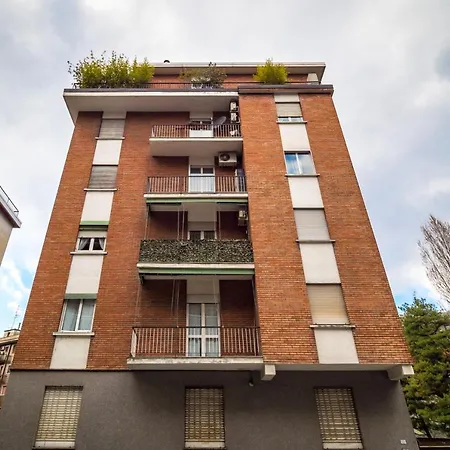 Lizzy Apartment
