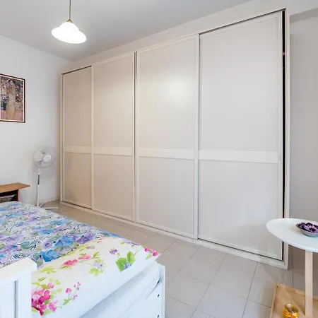Lizzy Apartment Milan